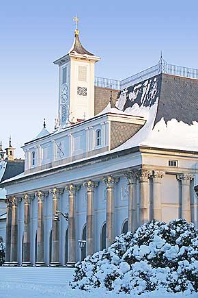 Urlaub im Advent in Dresden an der Elbe, Adventsurlaub in der Sommerresidenz der Sachsen-Knige mit Weihnachtsmarkt-Besuch