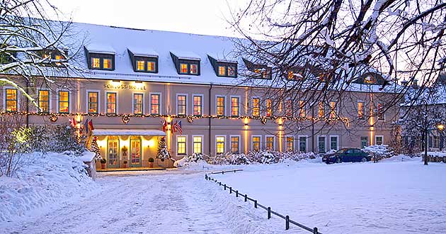 Urlaub im Advent in Dresden an der Elbe, Adventsurlaub in der Sommerresidenz der Sachsen-K�nige mit Weihnachtsmarkt-Besuch