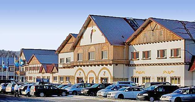 Adventsurlaub mit Skiurlaub in Europas grter Indoor-Wintersporthalle. Urlaub im Advent in Mecklenburg MV