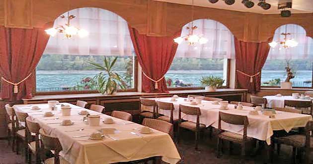 Urlaub �ber Weihnachten am Mittelrhein, Weihnachtsurlaub direkt am Rheinufer in Boppard am Rhein im Tal der Loreley
